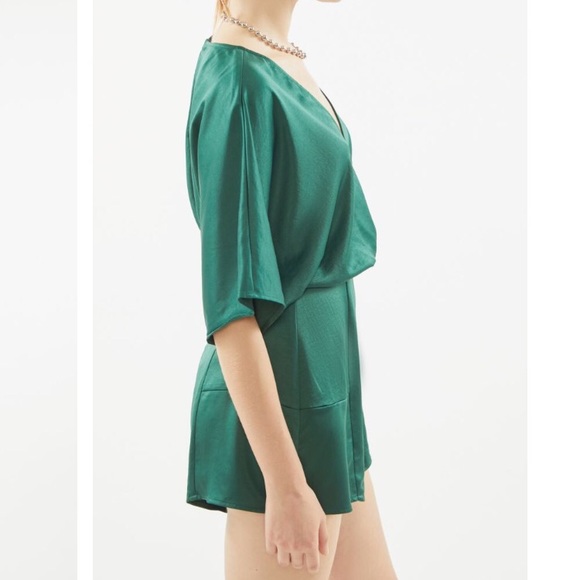 UO Satin Flutter Sleeve Romper - Picture 3 of 5